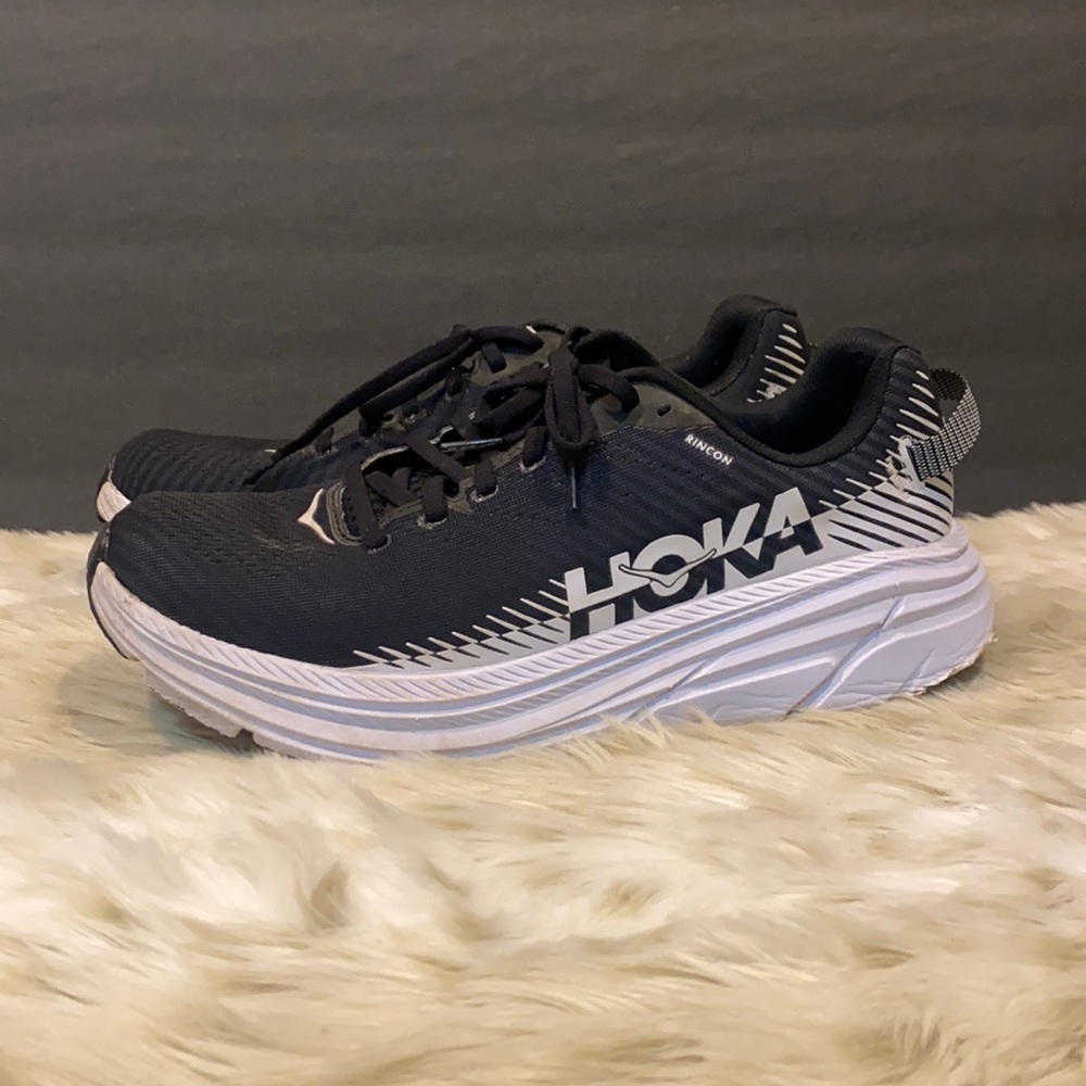 Women’s Hoka One One Running Shoes 9.5 Rincon 2